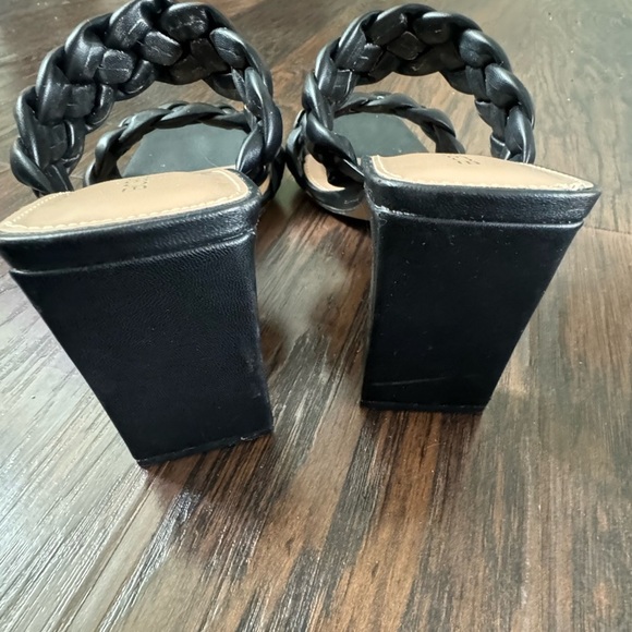 BCBGeneration Finaa Double Braided Wide Block Heel Sandal Black Sz 10 - Picture 3 of 7